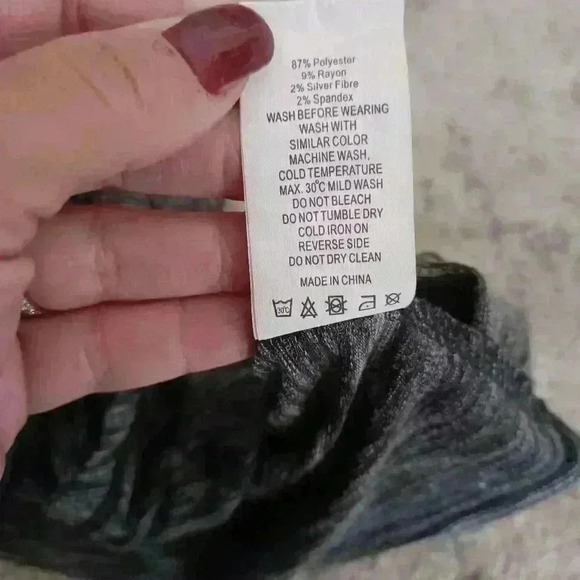 Zyia Active Women’s Black and Gray Mint Infinity Front Tie Cropped Tank M - Picture 12 of 14